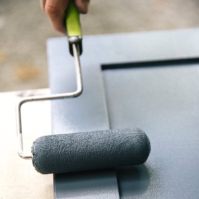 How to Paint Bathroom Vanity Cabinetes